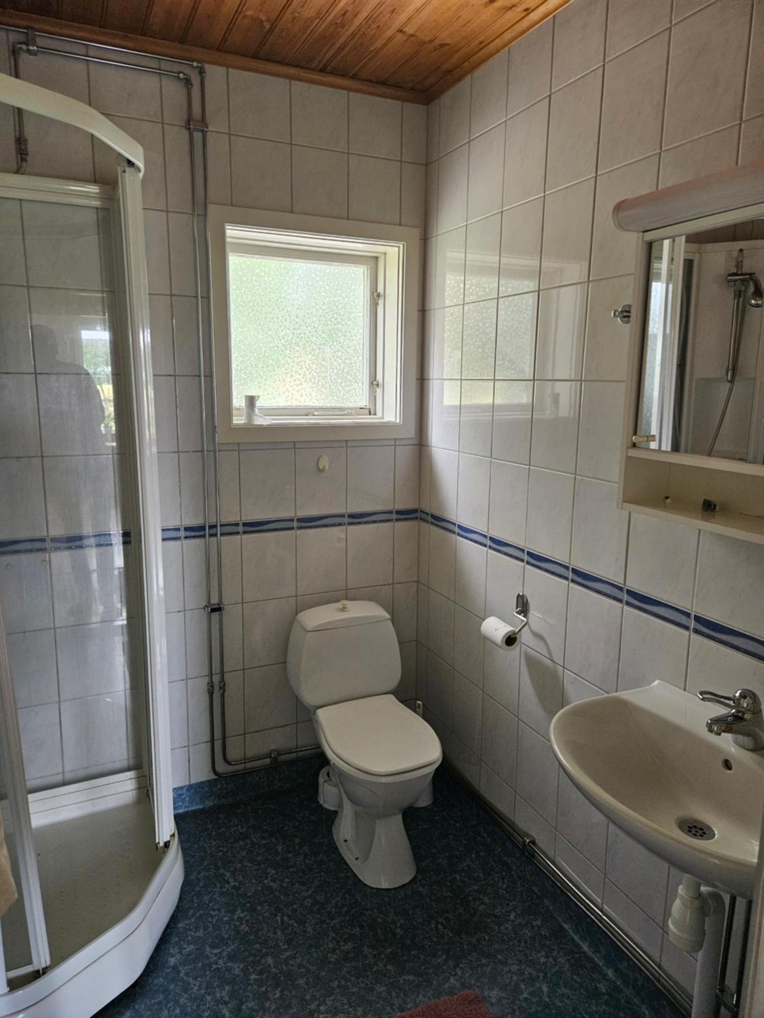 Oernsro Boende Och Staellplatser Skara Exteriér fotografie