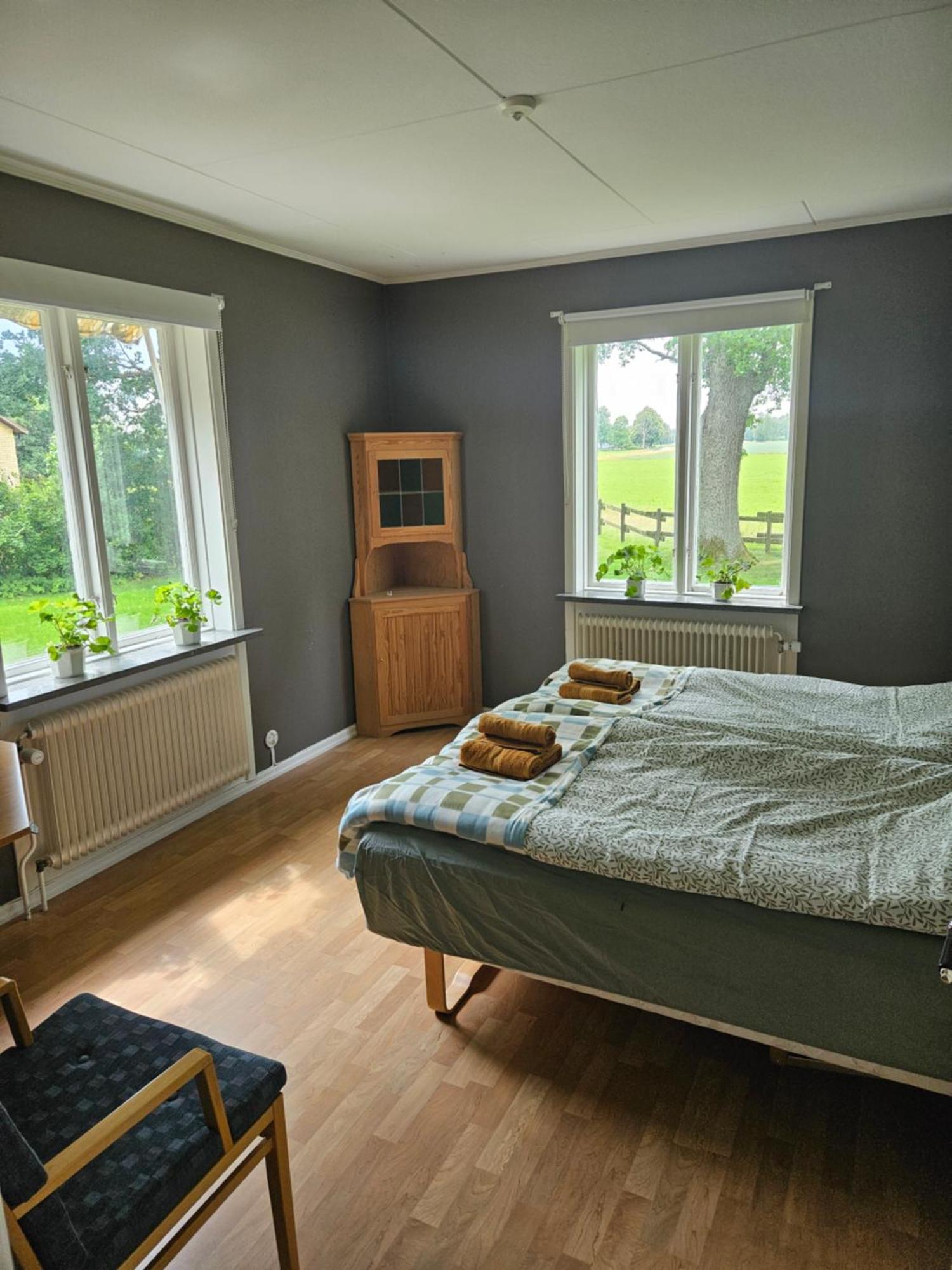 Oernsro Boende Och Staellplatser Skara Exteriér fotografie